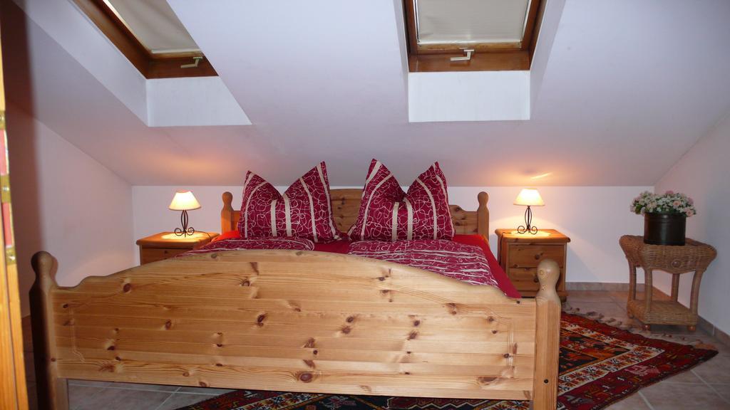Apartment Jasmin Garmisch-Partenkirchen Bagian luar foto